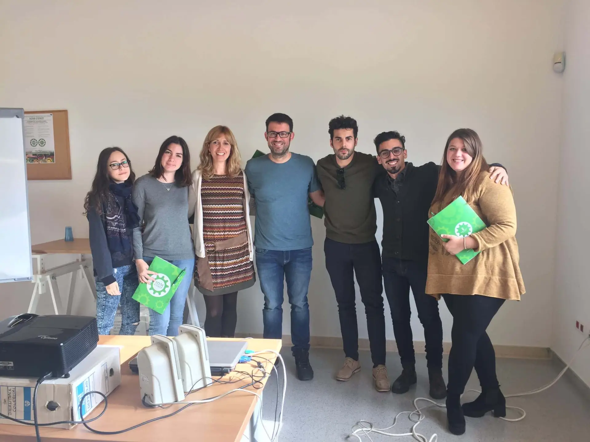 Actualment esteu veient Comencen els 5 Joves en Pràctiques de Cunit