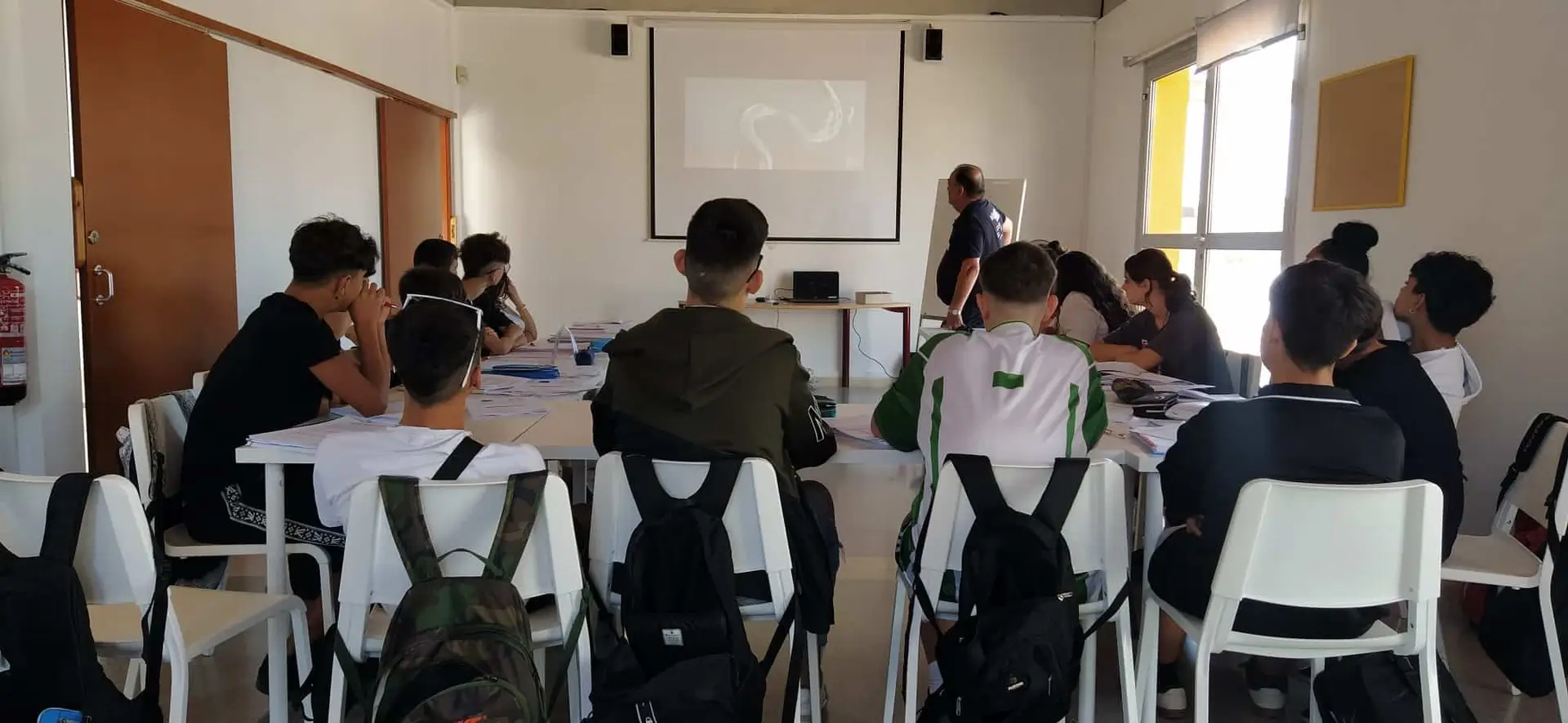Actualment esteu veient Nova edició del curs de manipulador d’aliments per l’alumnat de l’IES Ernest Lluch i Martí de Cunit