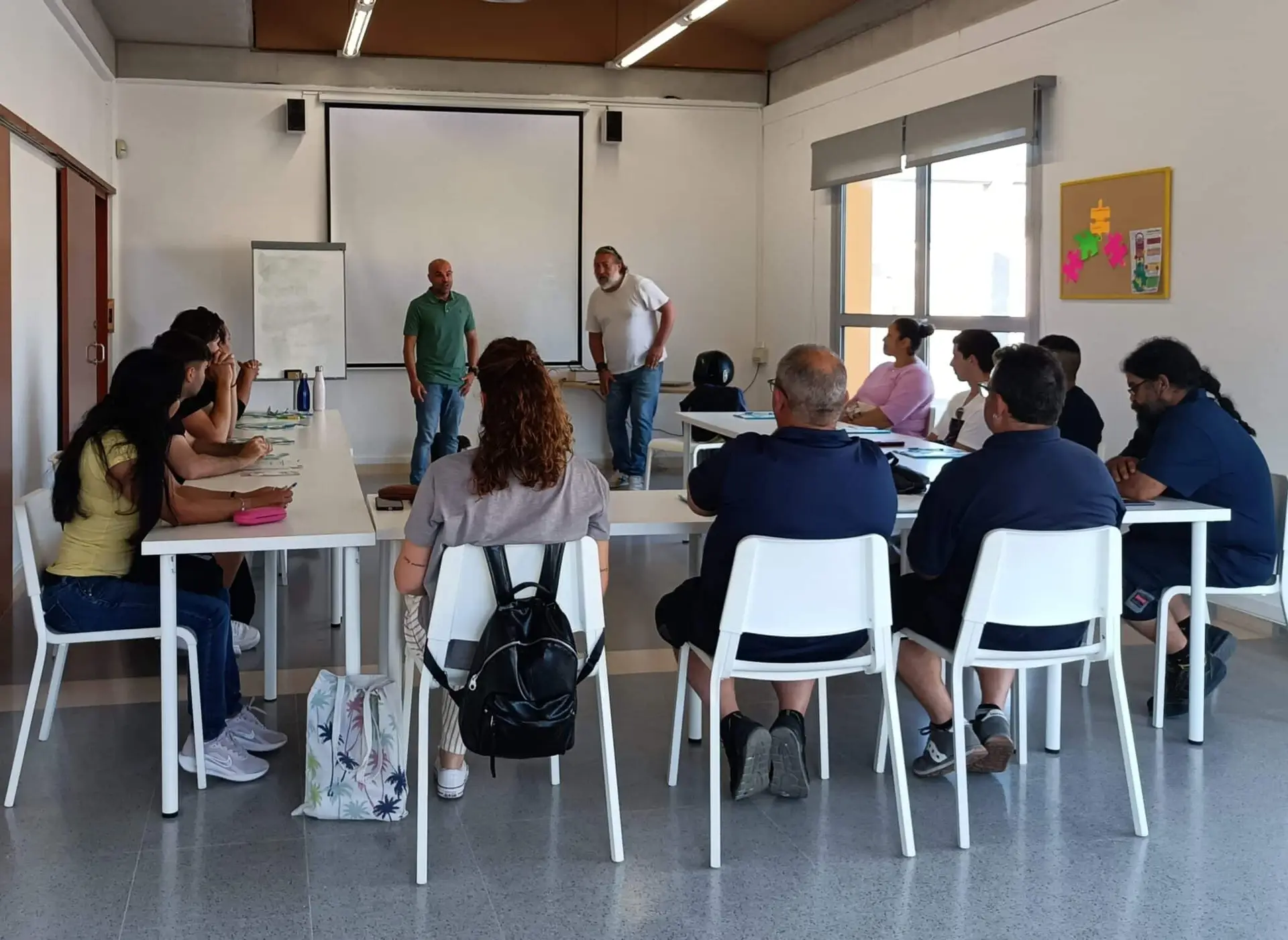 Actualment esteu veient Inici del curs de carretoner/a amb gran participació al nostre municipi